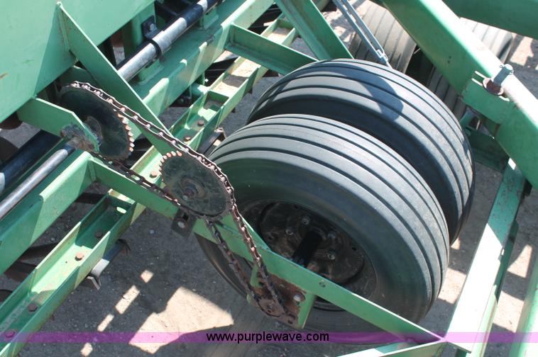 image for item C2589 1981 Great Plains 3610 30' folding drill