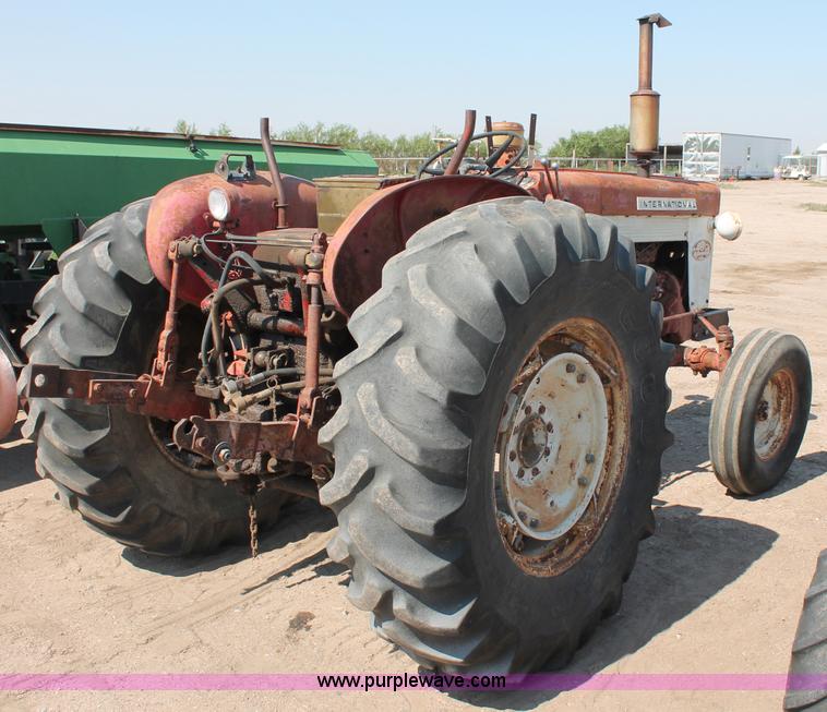 image for item C2590 International 460 tractor