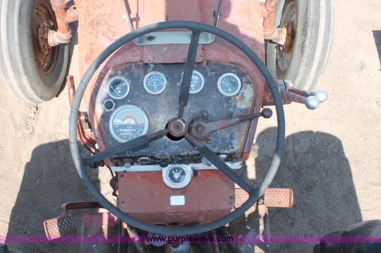 image for item C2590 International 460 tractor