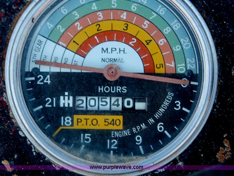 image for item C2590 International 460 tractor