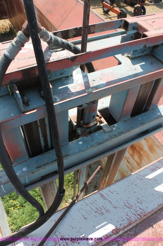 image for item C2595 Cotton module builder