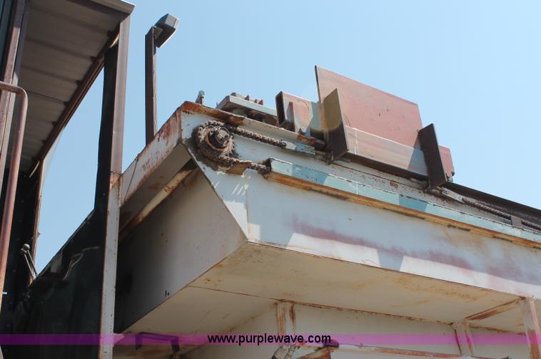 image for item C2595 Cotton module builder