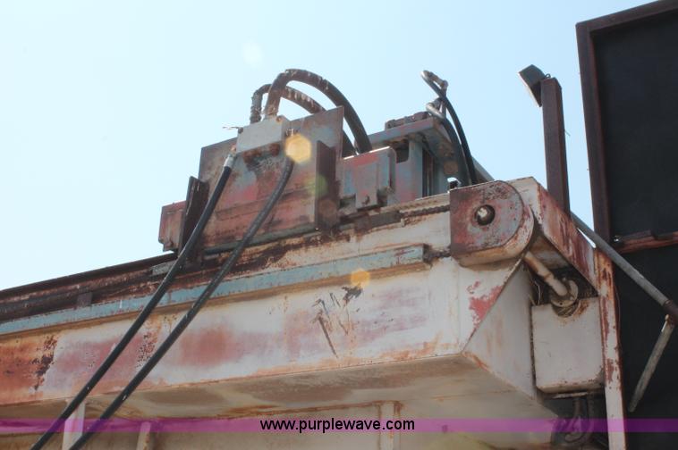 image for item C2595 Cotton module builder