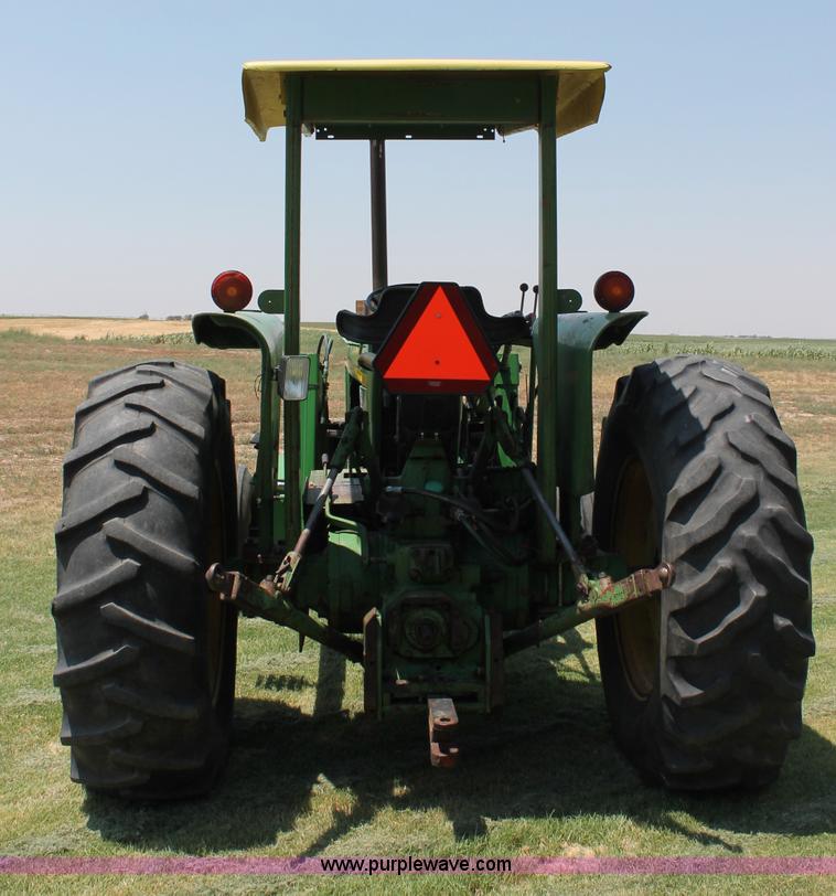 image for item C2598 1980 John Deere 2940 tractor