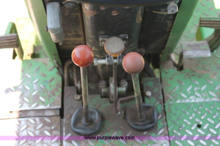 image for item C2598 1980 John Deere 2940 tractor