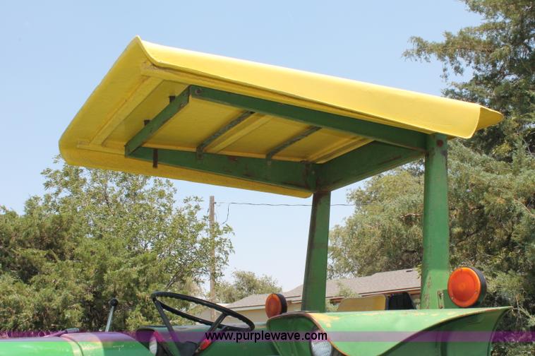 image for item C2598 1980 John Deere 2940 tractor