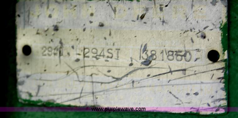 image for item C2598 1980 John Deere 2940 tractor