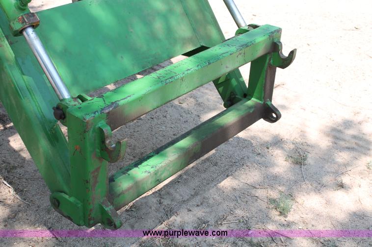 image for item C2598 1980 John Deere 2940 tractor