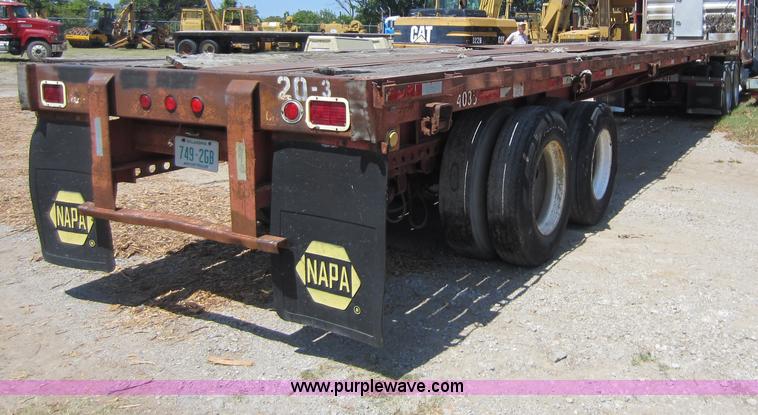 image for item D2029 1986 Aztec 45' flatbed trailer