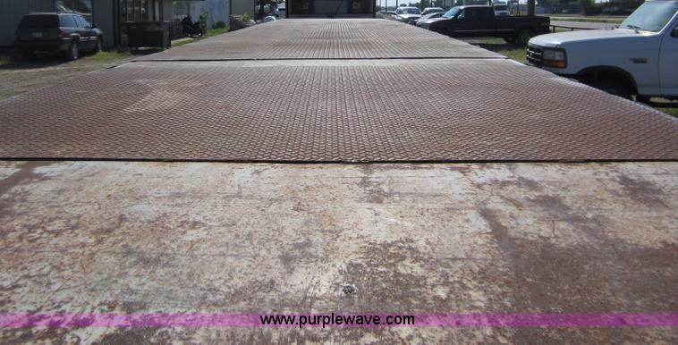 image for item D2036 1992 Transcraft TL120 S2 48' flatbed trailer