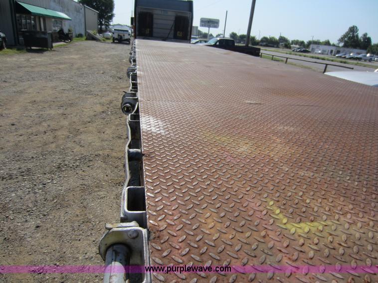 image for item D2036 1992 Transcraft TL120 S2 48' flatbed trailer