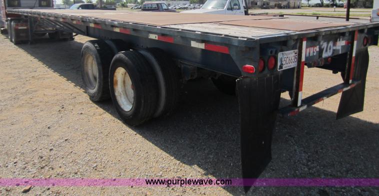 image for item D2037 1989 Trailmobile 48' flatbed trailer