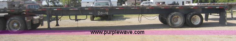 image for item D2037 1989 Trailmobile 48' flatbed trailer
