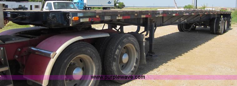 image for item D2037 1989 Trailmobile 48' flatbed trailer