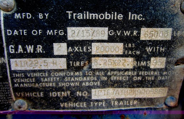 image for item D2037 1989 Trailmobile 48' flatbed trailer