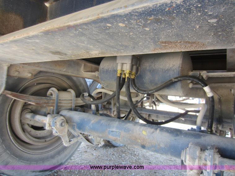 image for item D2037 1989 Trailmobile 48' flatbed trailer