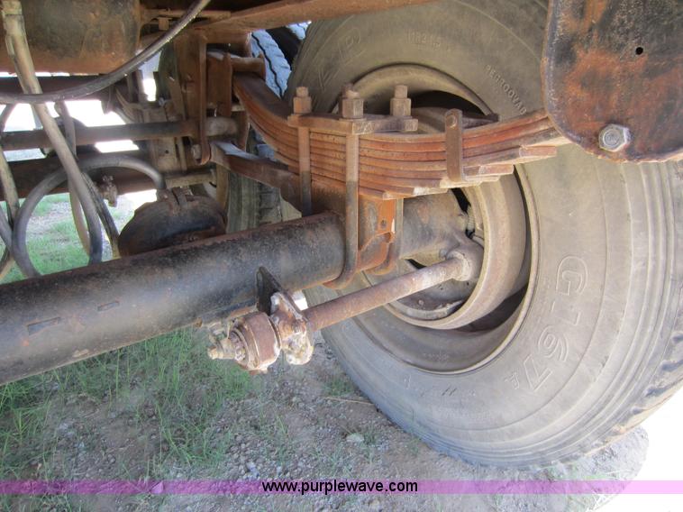 image for item D2038 1980 Aztec 42' flatbed trailer