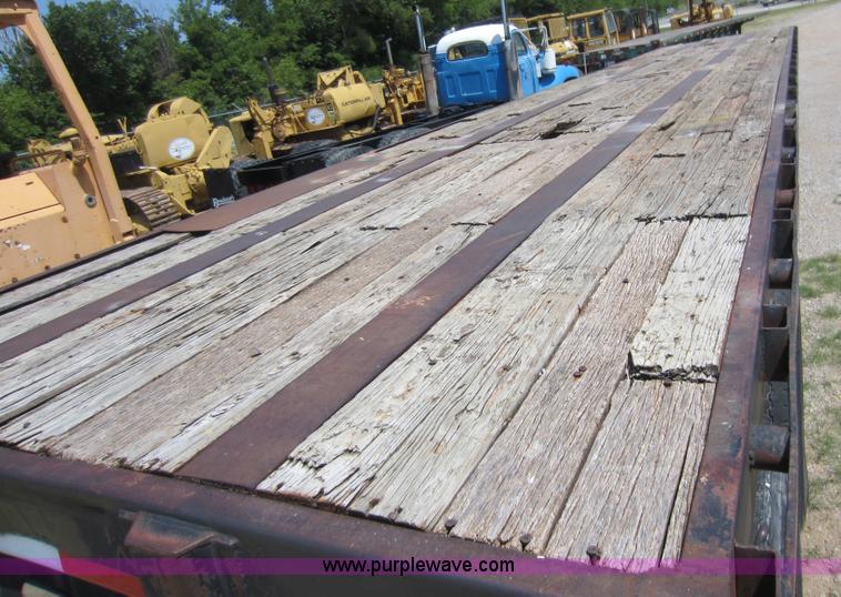 image for item D2038 1980 Aztec 42' flatbed trailer