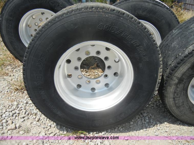 image for item D4358 (4) used Michelin 455/55R22.5 tires