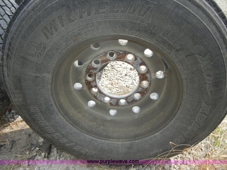 image for item D4358 (4) used Michelin 455/55R22.5 tires
