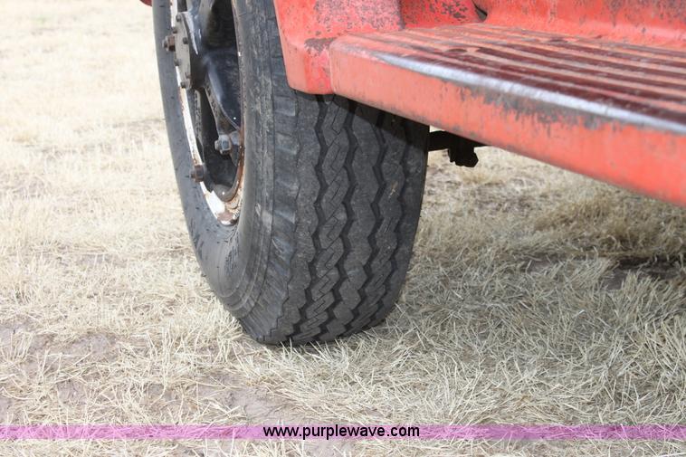 image for item D5200 1975 Chevrolet C65 grain truck