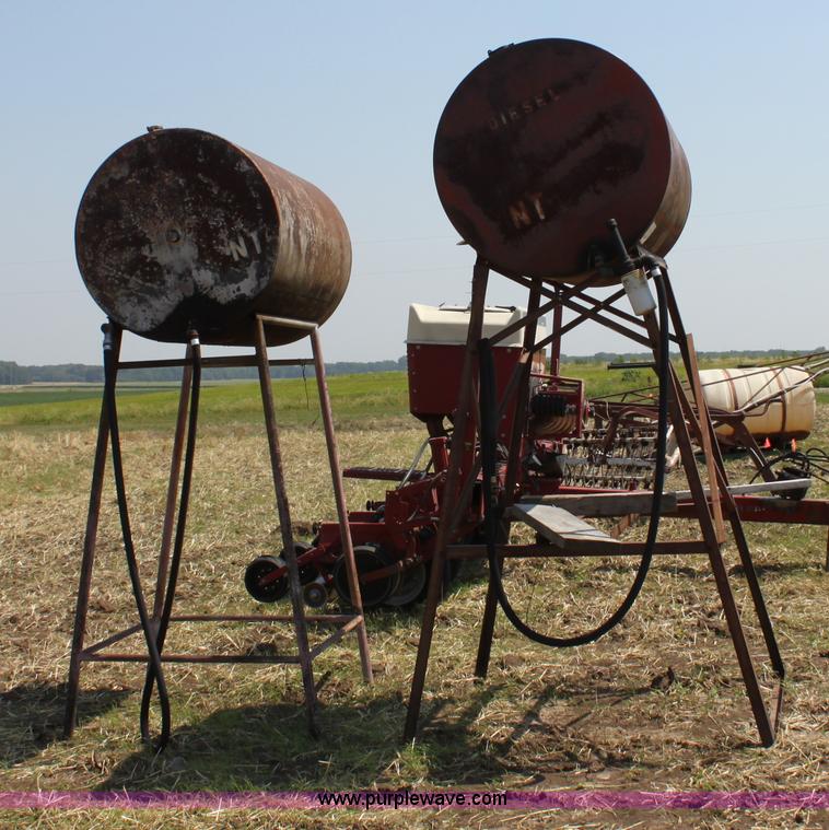 image for item D5214 (2) 300 gallon fuel tanks on stands