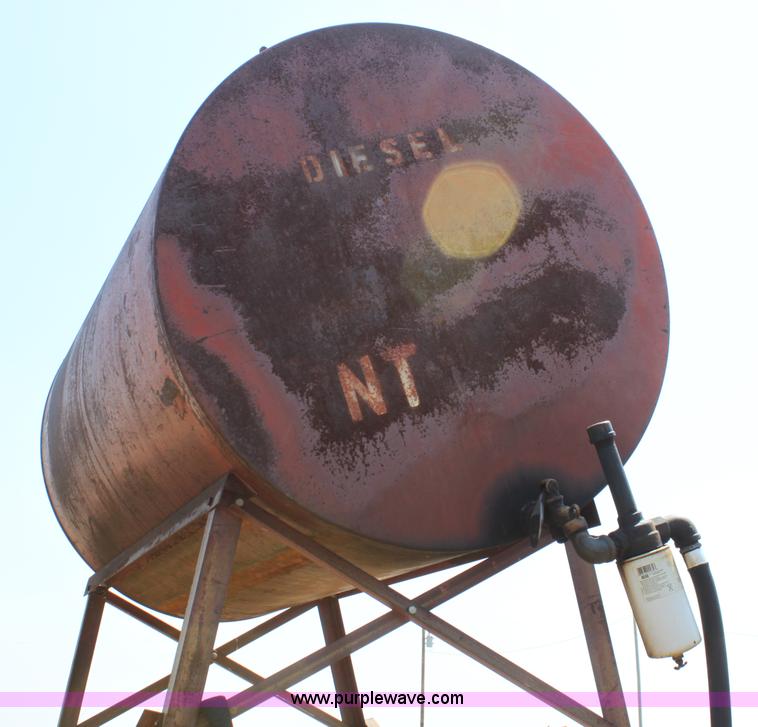 image for item D5214 (2) 300 gallon fuel tanks on stands
