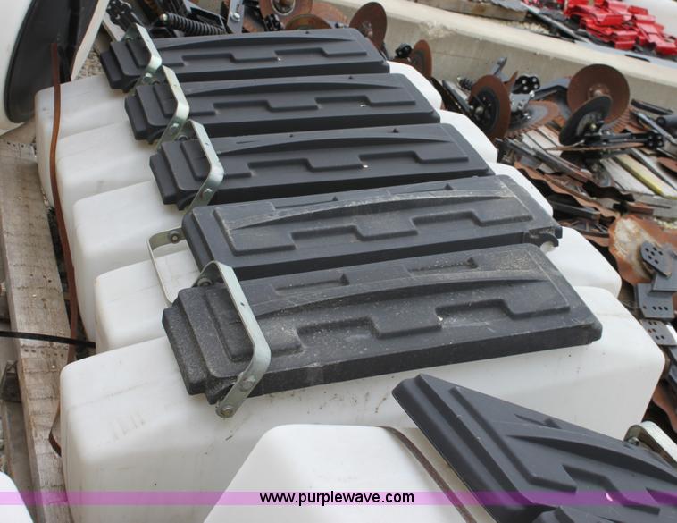 image for item D7771 (18) three bushel planter hoppers