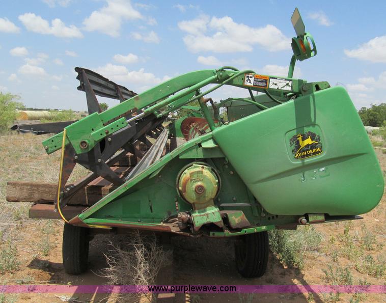 image for item G5501 1999 John Deere 930R rigid header