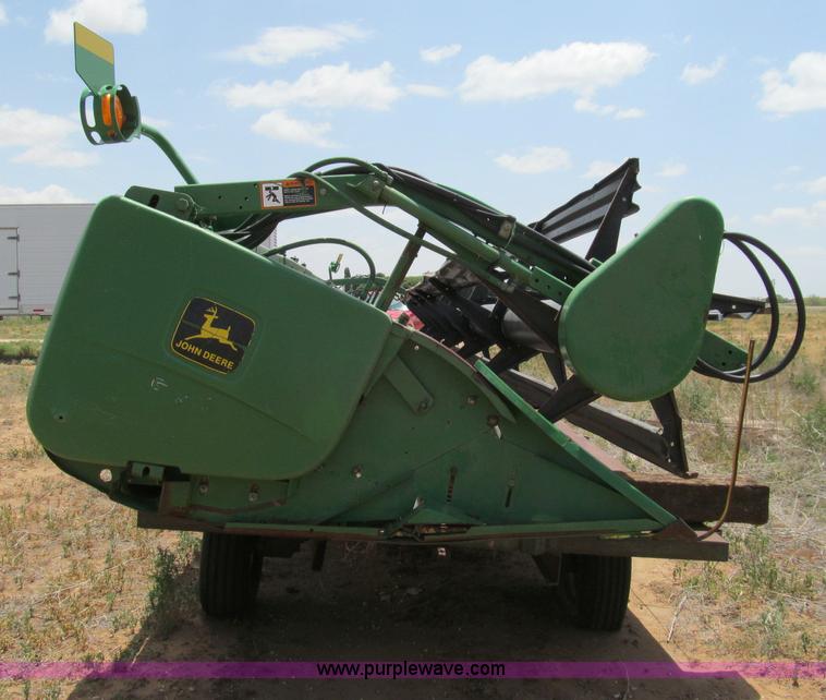 image for item G5501 1999 John Deere 930R rigid header