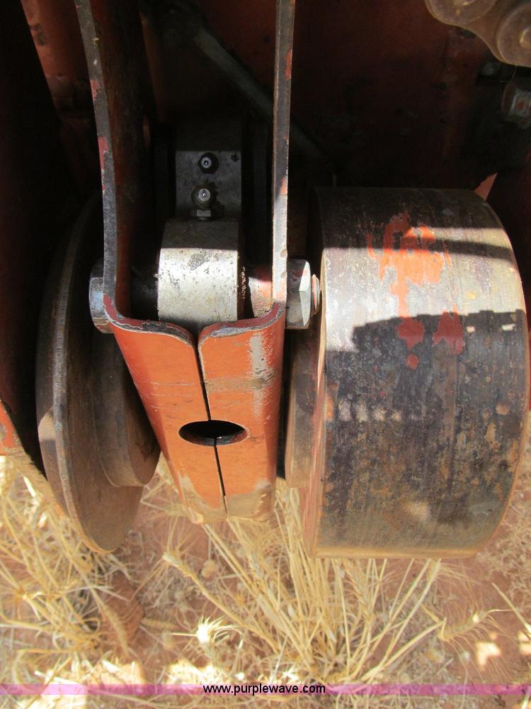 image for item G5502 1998 Hesston 8450 swather