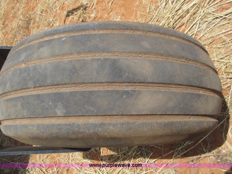 image for item G5502 1998 Hesston 8450 swather