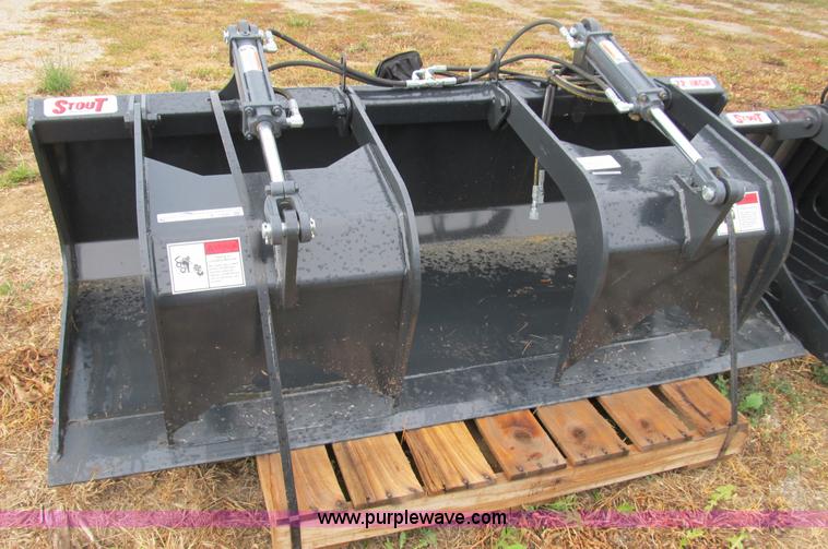 image for item K9306 Stout hydraulic skid steer grapple bucket