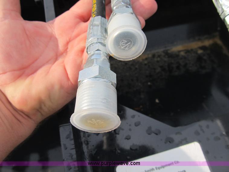 image for item K9306 Stout hydraulic skid steer grapple bucket