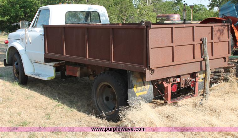 image for item L9895 1967 Chevrolet 40 dump truck