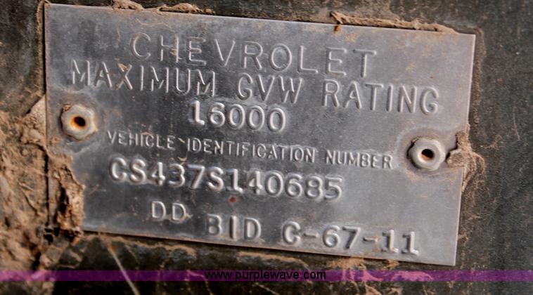 image for item L9895 1967 Chevrolet 40 dump truck