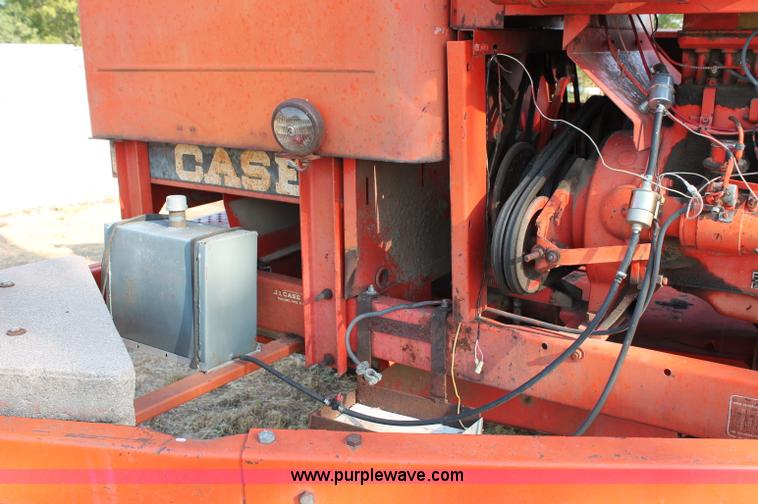 image for item L9896 Case 1155 self-propelled swather