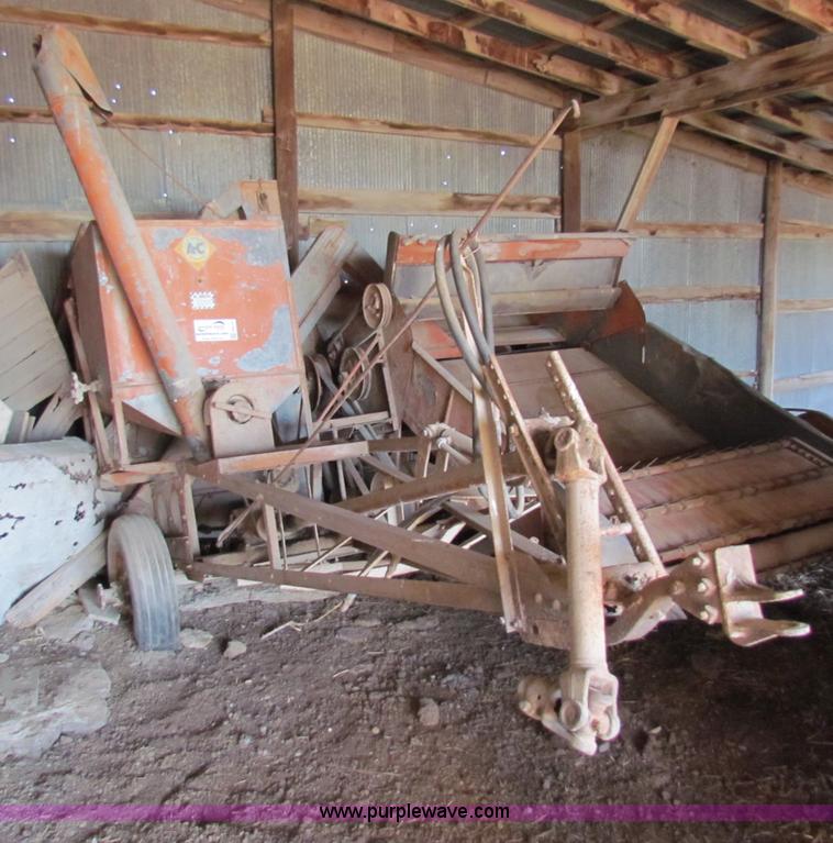 E8177.JPG - Allis Chalmers pull type combine , 540 PTO , 7 50 16 tires ...