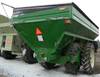 Thumbnail T_Y9052D.JPG of 2006 Brent Avalanche 1084 grain cart , 1,000 bushel capacity , Walking axles , 1000 PTO , Roll over ...