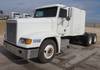 2001 Freightliner FLD120 semi truck 1,201,964 miles on odometer Cummins N14 14 0L L6 diesel engine R...
