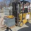 Daewoo electric forklift 365 hours on meter Model BC25SE 2 36/48V 4,500 lbs maximum capacity ROPS Ha...