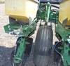 Thumbnail T_E8423ZZZC.JPG of 1999 John Deere 1760 Conservation 12 row flex planter , Heavy duty down pressure , Double disk opene...