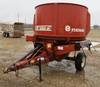 Hesston BP25 bale processor 540 PTO Hydraulic tub tilt 60 forks for self loading Left side discharge...