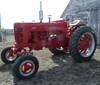1956 Farmall 400 tractor Gas engine Manual transmission 5F 1R gears Spring suspension seat Power ste...