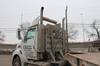 Thumbnail T_E2917ZF.JPG of 2006 Sterling LT9500 semi truck , 154,662 actual miles , Mileage may vary , Caterpillar C13 12 5L L6...