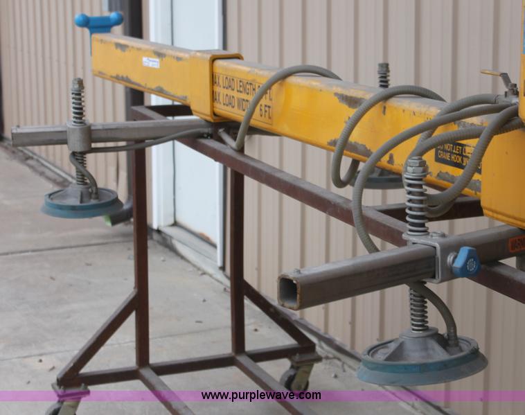 image for item AA9177 Anvero suction cup lift