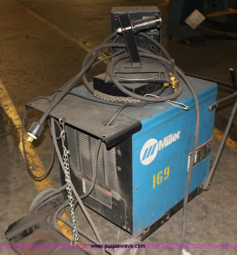 image for item AA9179 Miller Delta-Fab wire feed welder