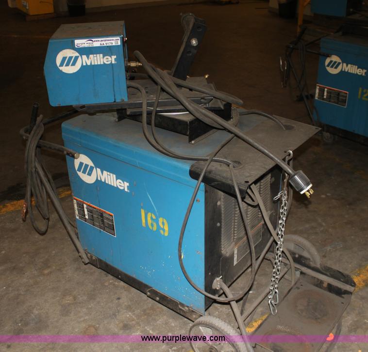 image for item AA9179 Miller Delta-Fab wire feed welder