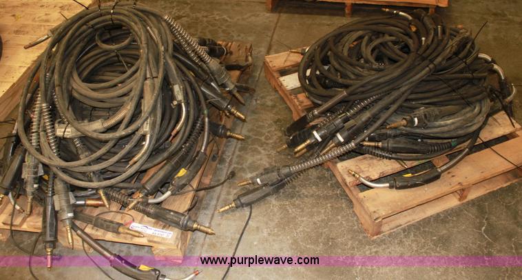 image for item AA9197 Approximately 35 wire feed guns