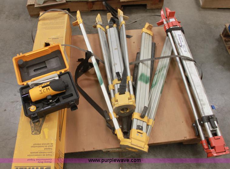 image for item AA9205 (3) CST tripods